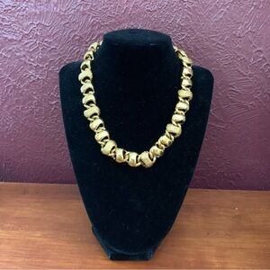 Vintage Monet Gold Tone Chunky Chain short Necklace